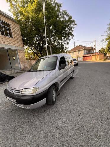Citroen Berlingo 2000, 200,000 km - 1.4 l - Lənkəran