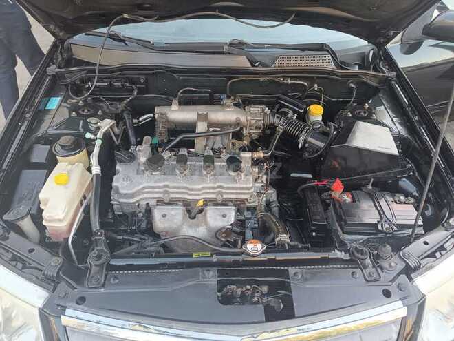 Nissan Sunny 2006, 240,000 km - 1.6 l - Bakı