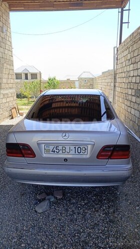 Mercedes E 200 d 1999, 633,800 km - 2.0 l - Göygöl