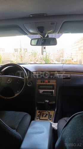Mercedes E 200 d 1999, 633,800 km - 2.0 l - Göygöl