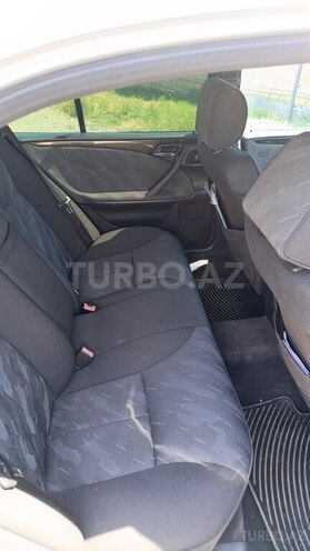 Mercedes E 200 d 1999, 633,800 km - 2.0 l - Göygöl