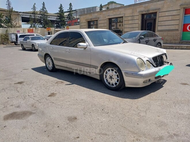 Mercedes E 280 2000, 455,123 km - 2.8 л - Bakı