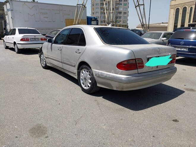 Mercedes E 280 2000, 455,123 km - 2.8 л - Bakı