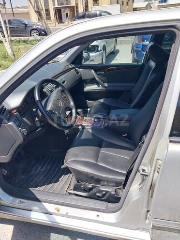 Mercedes E 280 2000, 455,123 km - 2.8 л - Bakı