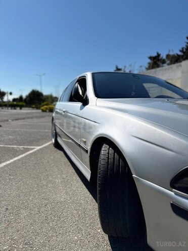 BMW 525 2002, 388,000 km - 2.5 l - Bakı