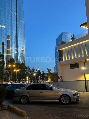 BMW 525 2002, 388,000 km - 2.5 l - Bakı