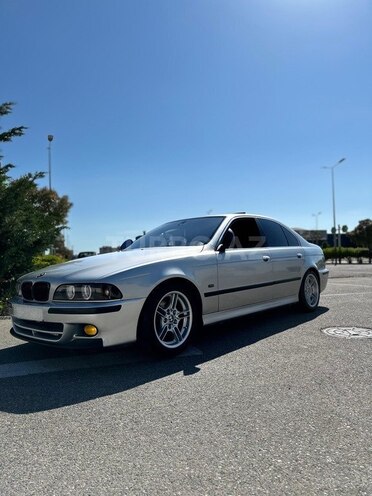 BMW 525 2002, 388,000 km - 2.5 l - Bakı