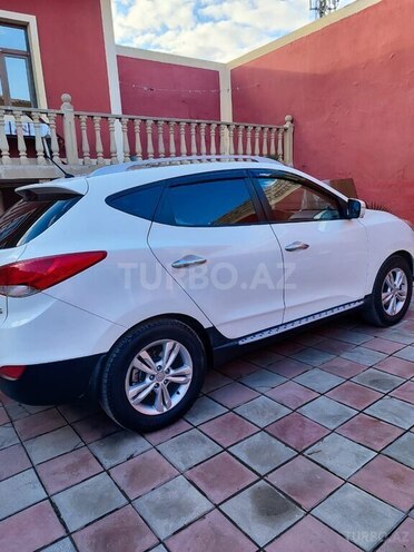 Hyundai ix35 2013, 192,000 km - 2.0 л - Bakı