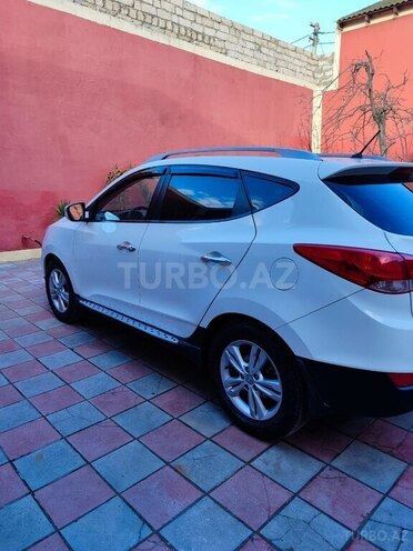 Hyundai ix35 2013, 192,000 km - 2.0 л - Bakı