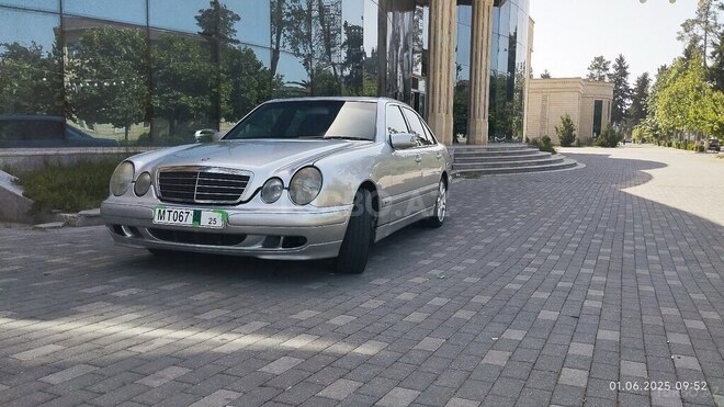 Mercedes E 220 d 1999, 324,568 km - 2.2 л - İmişli
