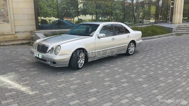 Mercedes E 220 d 1999, 324,568 km - 2.2 л - İmişli