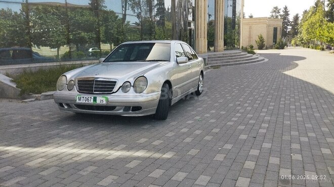 Mercedes E 220 d 1999, 324,568 km - 2.2 л - İmişli