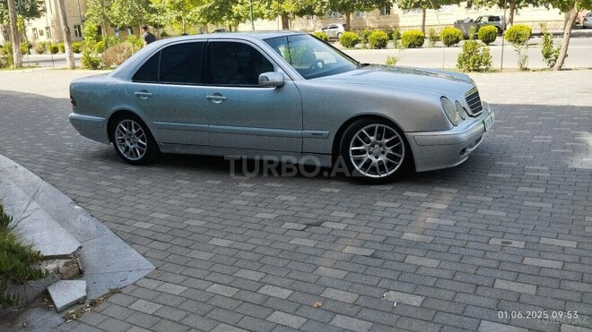 Mercedes E 220 d 1999, 324,568 km - 2.2 л - İmişli
