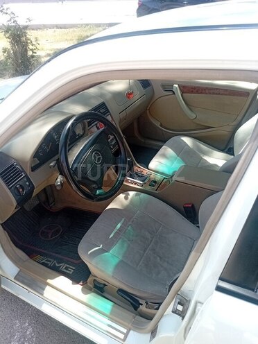 Mercedes C 200 1997, 268,000 km - 2.0 l - Sumqayıt