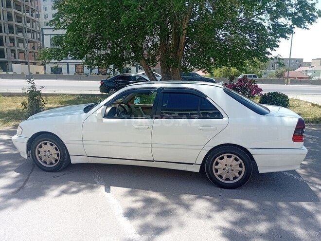 Mercedes C 200 1997, 268,000 km - 2.0 l - Sumqayıt