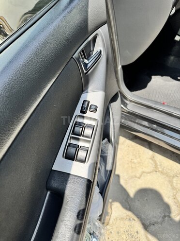 Toyota Corolla 2006, 251,000 km - 1.4 l - Şirvan