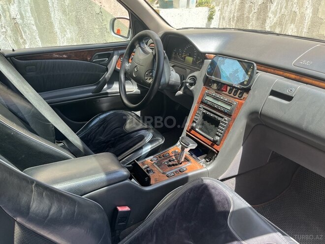 Mercedes E 240 1997, 365,000 km - 2.4 l - Bakı
