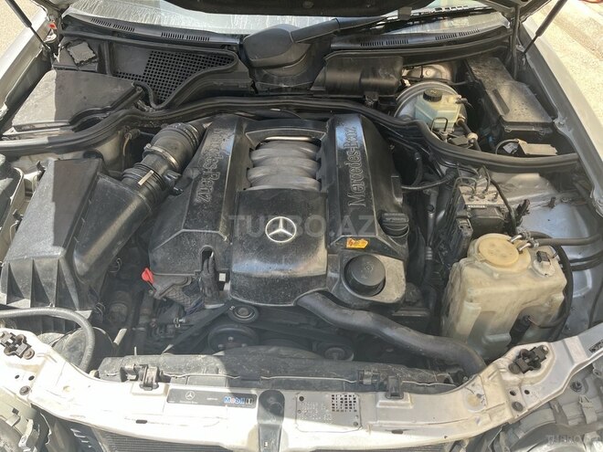 Mercedes E 240 1997, 365,000 km - 2.4 l - Bakı