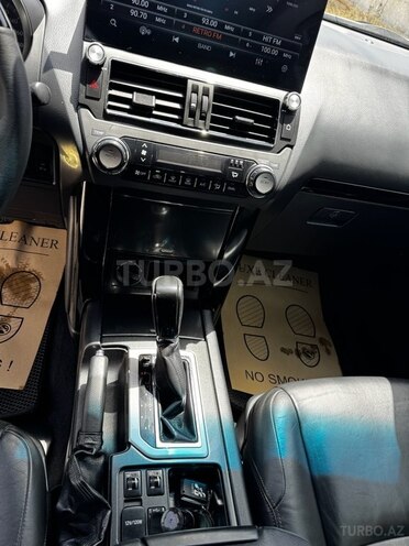 Toyota Land Cruiser Prado 2015, 240,000 km - 2.7 l - Bakı