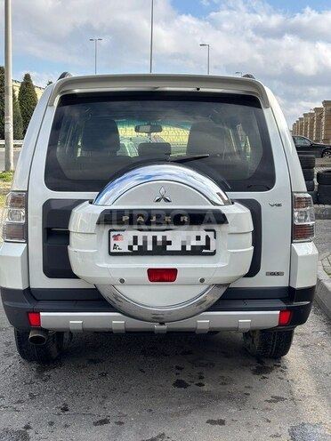 Mitsubishi Pajero 2007, 164,000 km - 3.0 l - Bakı