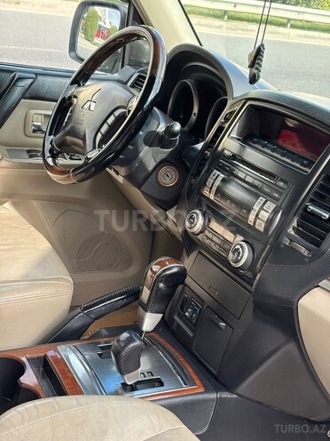 Mitsubishi Pajero 2007, 164,000 km - 3.0 l - Bakı