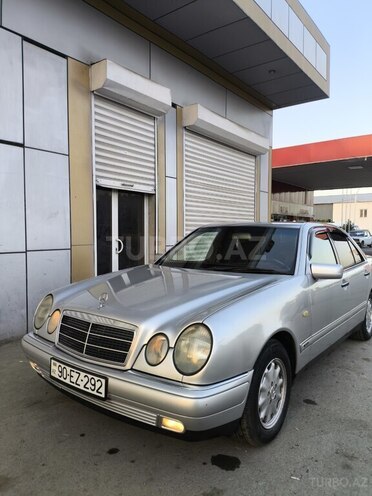 Mercedes E 200 1999, 680,000 km - 2.0 л - Ağdaş
