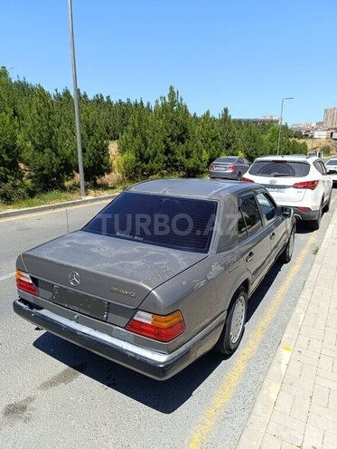 Mercedes E 230 1986, 350,000 km - 2.3 l - Şəki