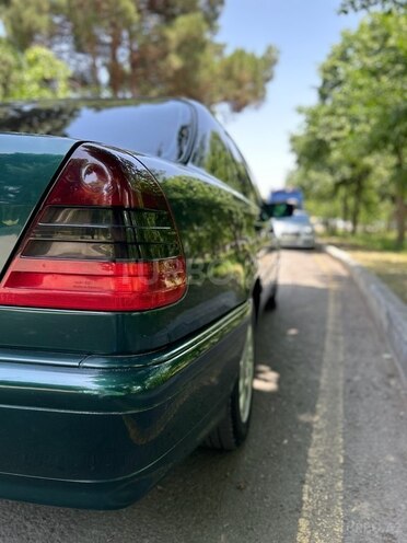 Mercedes C 180 1999, 220,000 km - 1.8 l - Gəncə