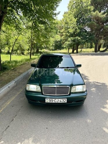 Mercedes C 180 1999, 220,000 km - 1.8 l - Gəncə