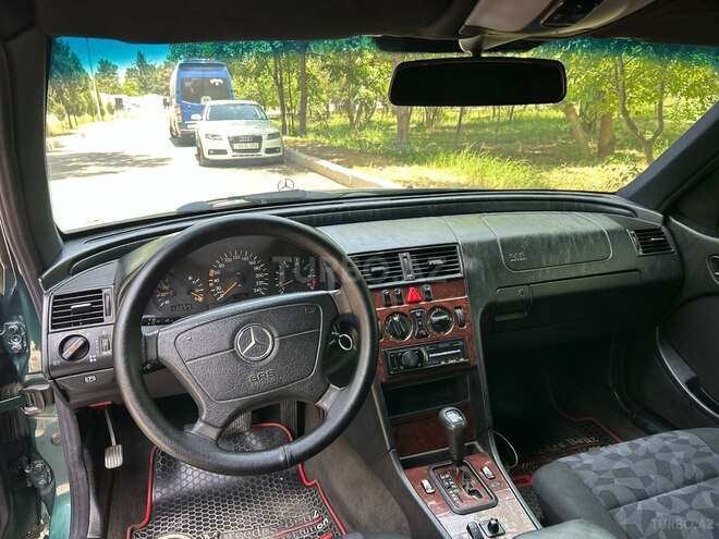Mercedes C 180 1999, 220,000 km - 1.8 l - Gəncə