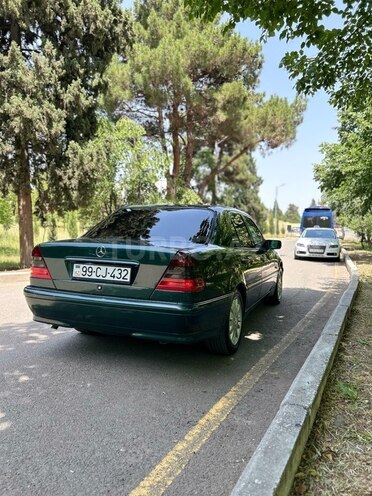 Mercedes C 180 1999, 220,000 km - 1.8 l - Gəncə