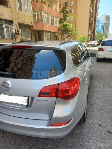 Opel Astra 2011, 270,000 km - 1.3 l - Bakı