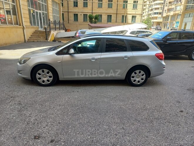 Opel Astra 2011, 270,000 km - 1.3 l - Bakı