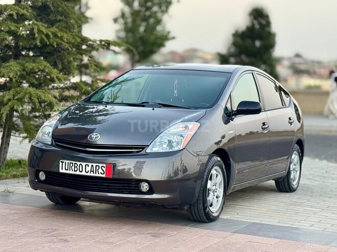 Toyota Prius-4
