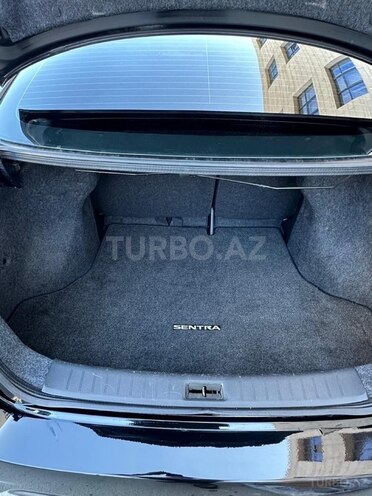 Nissan Sentra 2019, 100,000 km - 1.8 l - Quba