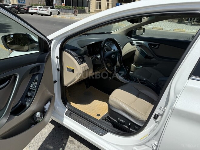 Hyundai Elantra 2014, 174,000 km - 1.8 l - Bakı