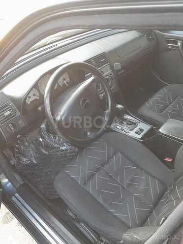 Mercedes C 240 1999, 317,000 km - 2.4 л - Bakı