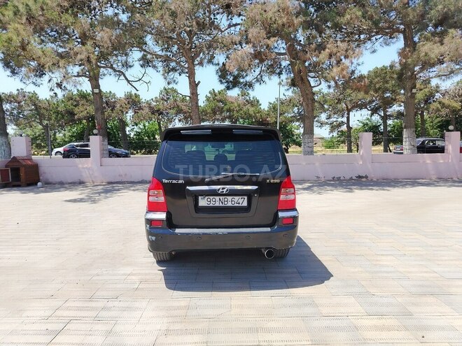 Hyundai Terracan 2002, 396,000 km - 2.9 l - Bakı