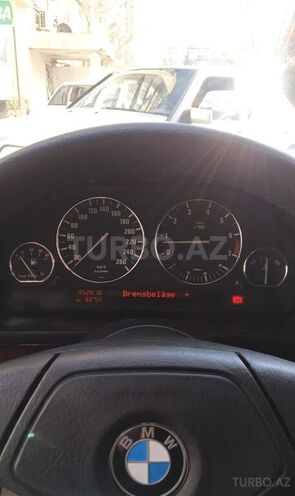 BMW 520 1994, 353,000 km - 2.0 л - Bakı