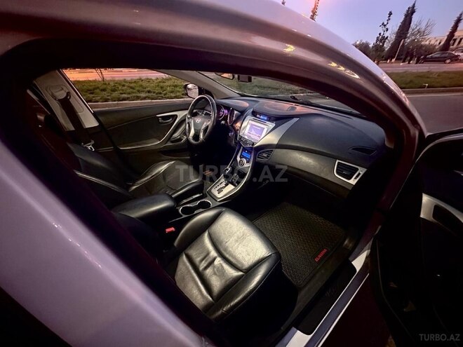 Hyundai Avante 2013, 210,000 km - 1.6 l - Sumqayıt