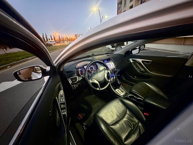 Hyundai Avante 2013, 210,000 km - 1.6 l - Sumqayıt
