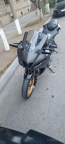 Yamaha R15M-1