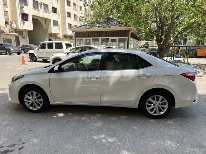 Toyota Corolla 2013, 230,000 km - 1.6 l - Bakı
