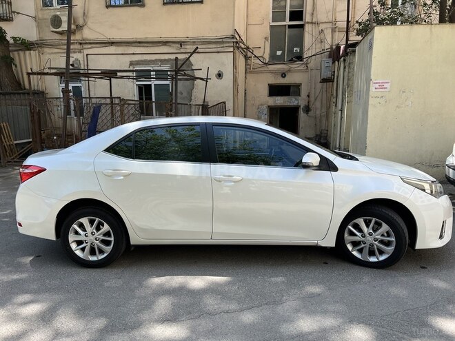 Toyota Corolla 2013, 230,000 km - 1.6 l - Bakı