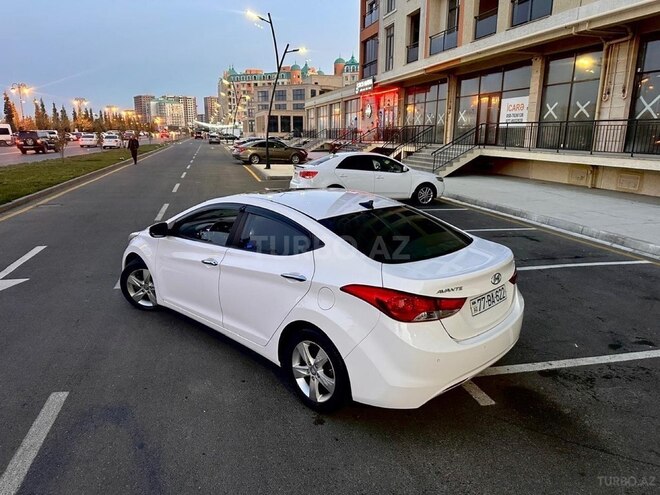 Hyundai Avante 2013, 210,000 km - 1.6 l - Sumqayıt