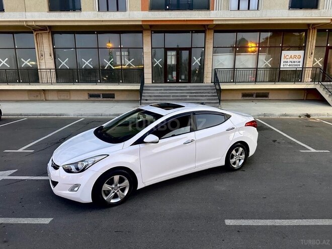 Hyundai Avante 2013, 210,000 km - 1.6 l - Sumqayıt