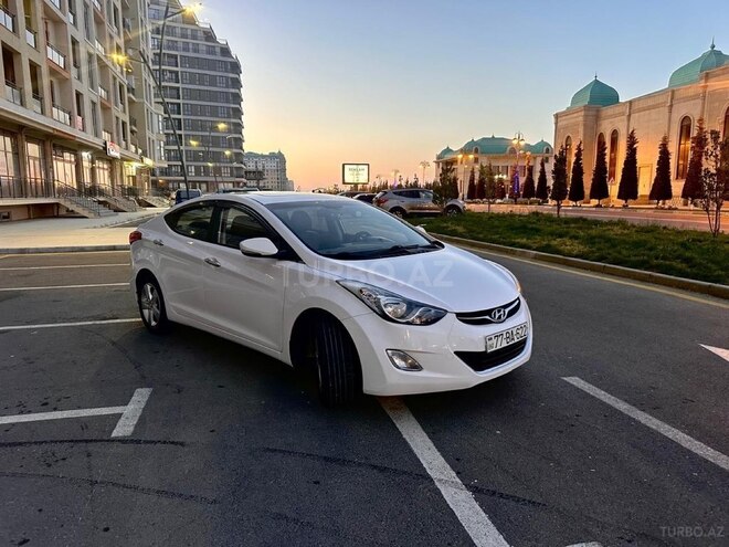 Hyundai Avante 2013, 210,000 km - 1.6 l - Sumqayıt