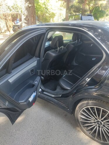 Mercedes E 220 d 2013, 320,470 km - 2.1 l - Bakı