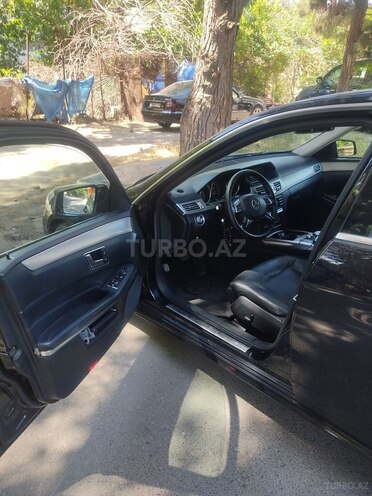 Mercedes E 220 d 2013, 320,470 km - 2.1 l - Bakı