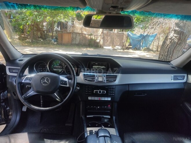 Mercedes E 220 d 2013, 320,470 km - 2.1 l - Bakı